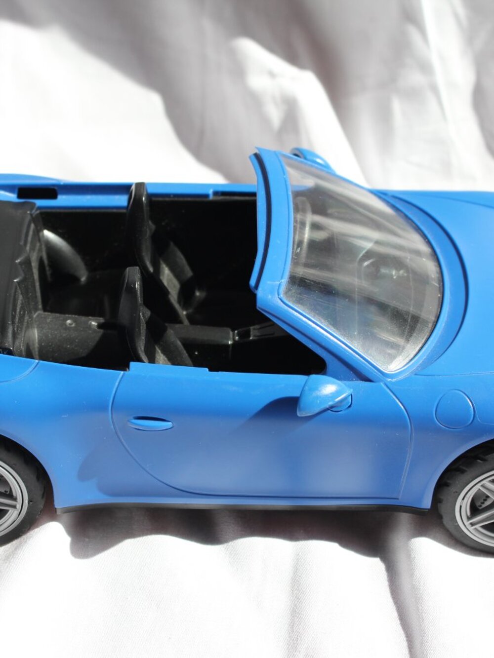 Playmobil 5991 Porsche 911 and Playmobil 6773 Airport Shuttle Bus Vintage Toys - Picture 12 of 12